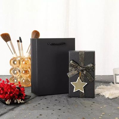 Parfüm Şişesi Ambalajı İçin 40 * 40 * 100mm Karton Noel Kutuları